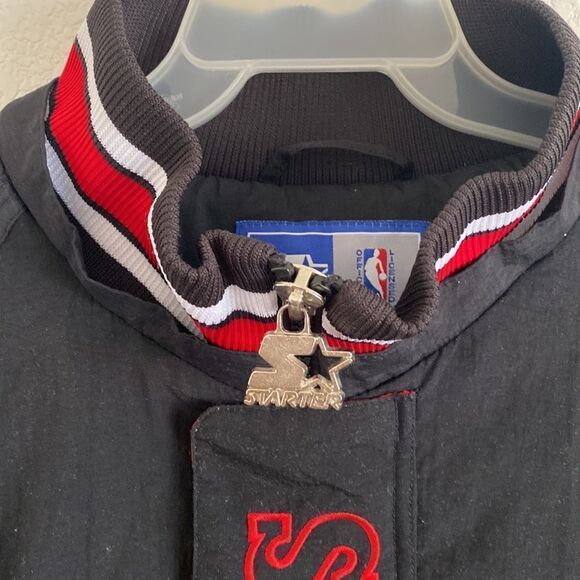 STARTER Men’s Black Insulated Chicago Bulls Jacket Size XL - Picture 3 of 11